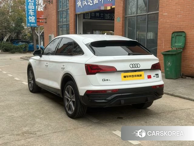 Audi Q5L Sportback 2024 Белый из Китая, фото 3
