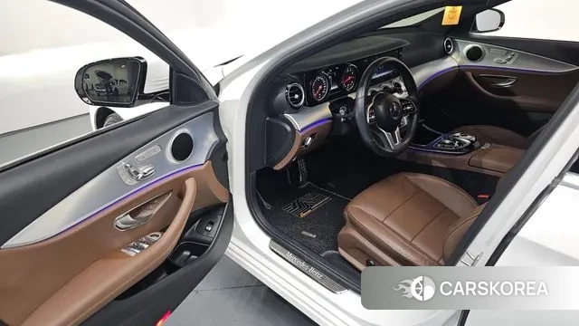 Mercedes-Benz E-Class W213 2020 Белый из Кореи, фото 3