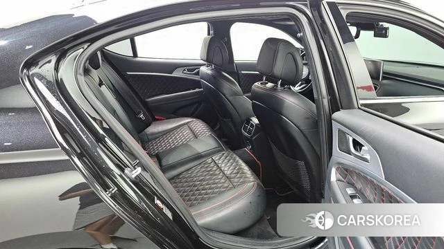 Genesis G70 2019 Черный из Кореи, фото 3