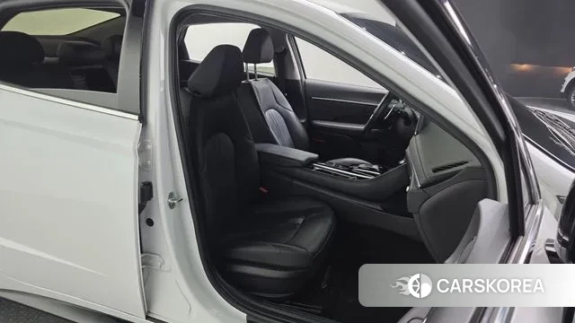 Hyundai Sonata (DN8) 2021 Белый из Кореи, фото 3