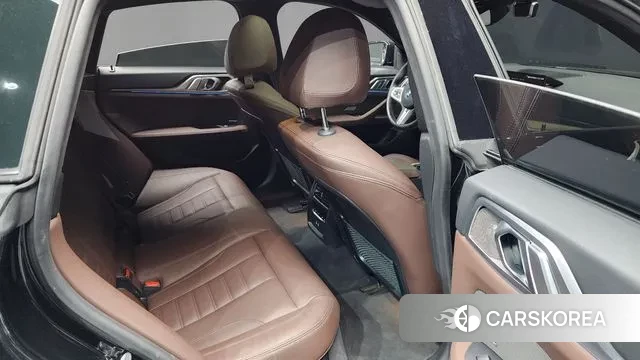 BMW i4 2022 Серый из Кореи, фото 3