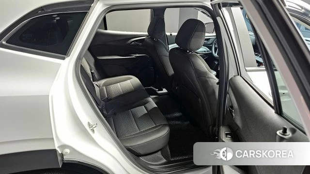 Chevrolet (GM Daewoo) Trax Crossover 2024 Белый из Кореи, фото 3