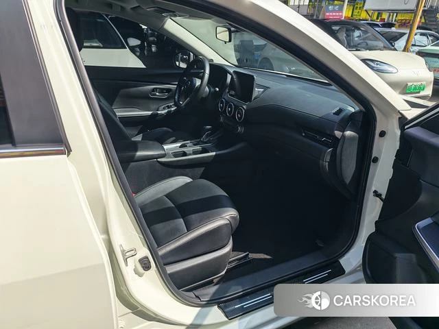 Nissan Xuan Yi 2022 Белый из Китая, фото 3