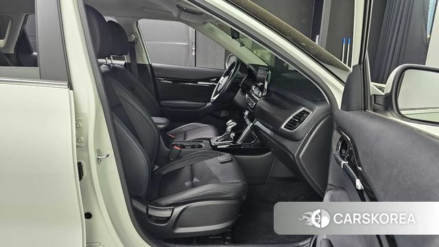 Kia Seltos 2021 Белый из Кореи, фото 3