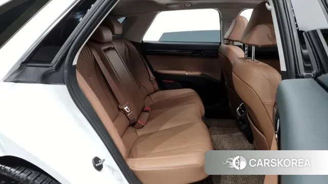 Hyundai Grandeur Hybrid (GN7) id 2857664 из Кореи 3