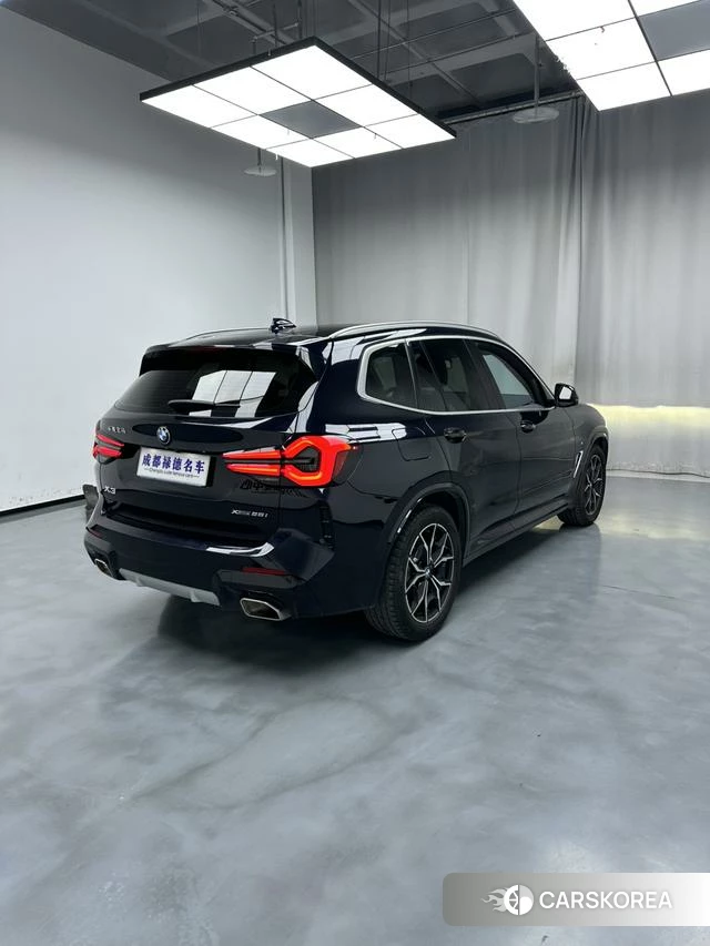 BMW X3 2021 Черный из Китая, фото 3