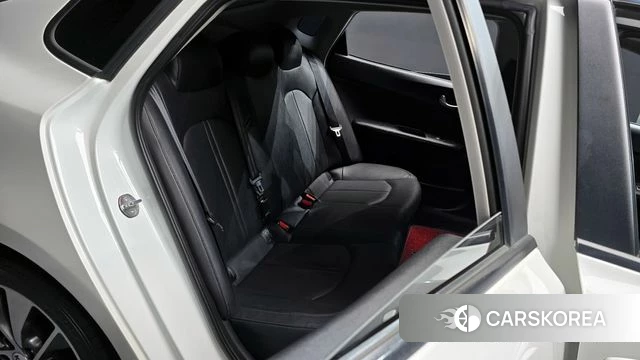 Kia K5 second generation 2018 Белый из Кореи, фото 3