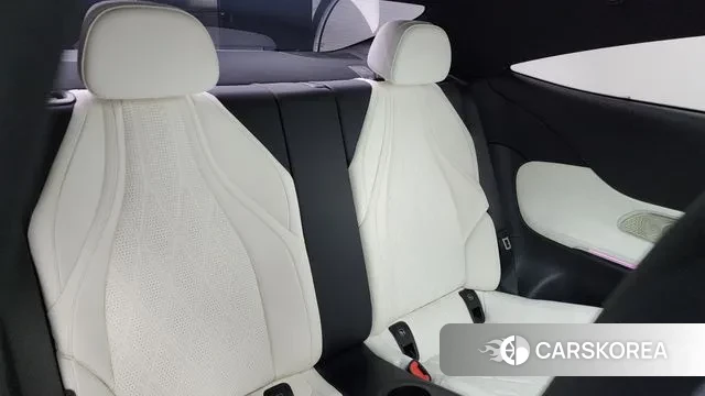 Mercedes-Benz CLE-Class C236 2024 Белый из Кореи, фото 3