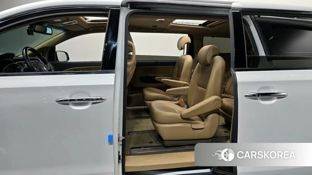 Kia The New Carnival 2018 Белый из Кореи, фото 3