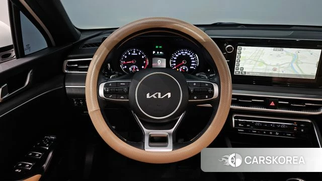 Kia K5 3rd generation 2023 Белый из Кореи, фото 3