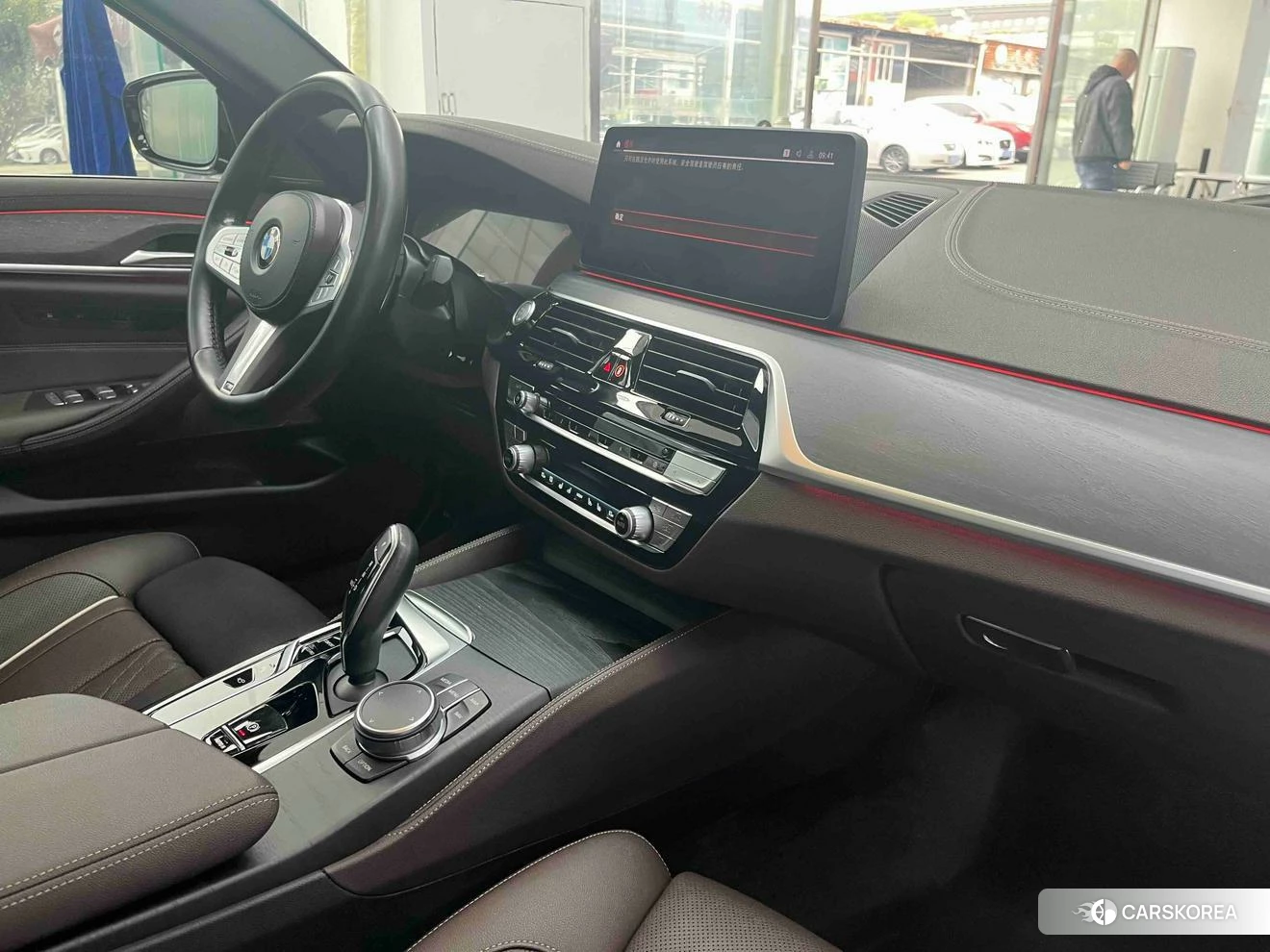 BMW 5 series 2023 Черный из Китая, фото 3