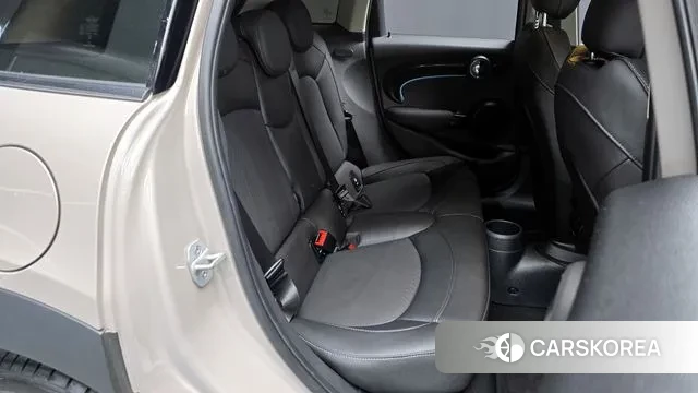 Mini Cooper 2023 Цвет галактики из Кореи, фото 3