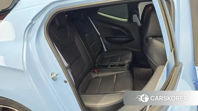 Hyundai Veloster (JS) 2019 Светло-серебряный цвет из Кореи, фото 3