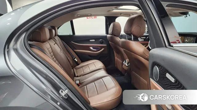 Mercedes-Benz E-Class W213 2020 Серый из Кореи, фото 3