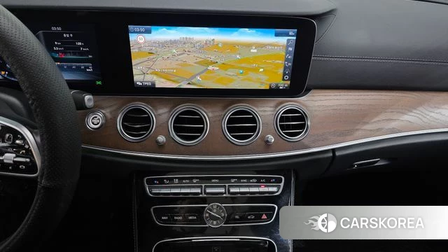 Mercedes-Benz E-Class W213 2019 Белый из Кореи, фото 3
