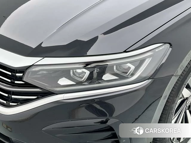 Volkswagen Passat 2023 Черный из Китая, фото 3