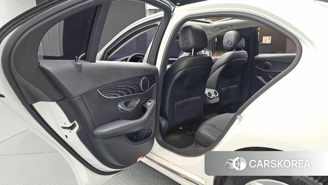 Mercedes-Benz C-Class W205 2019 Белый из Кореи, фото 3