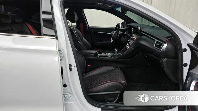 Genesis The New G70 2023 Белый из Кореи, фото 3