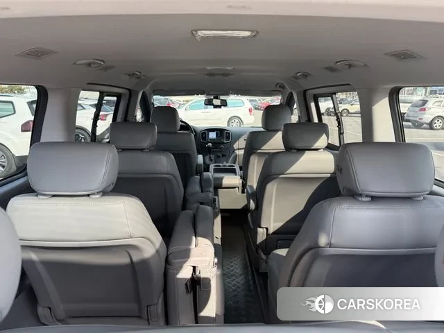 Hyundai The New Grand Starex 2019 Серебристо-серый из Кореи, фото 3