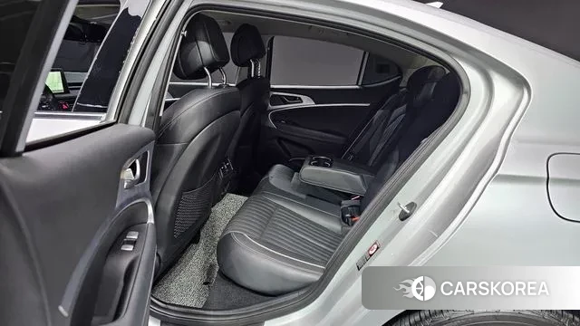 Genesis G70 2018 Серебряный из Кореи, фото 3