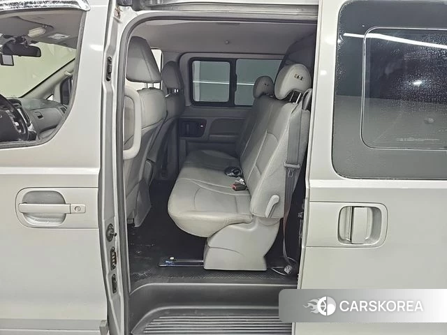Hyundai The New Grand Starex 2020 Серебристо-серый из Кореи, фото 3