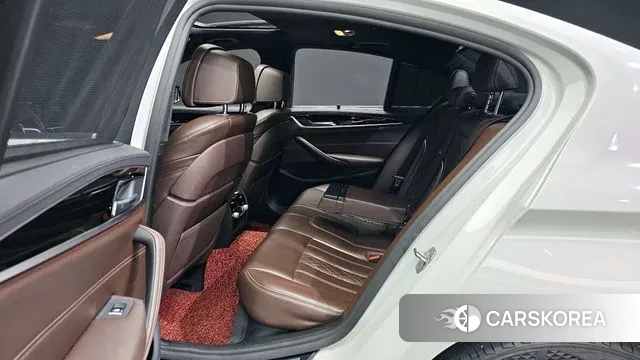 BMW 5 Series (G30) id 2966666 из Кореи 3