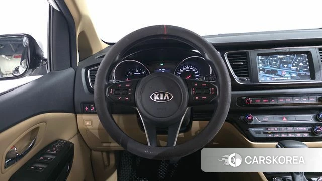 Kia The New Carnival 2019 Белый из Кореи, фото 3