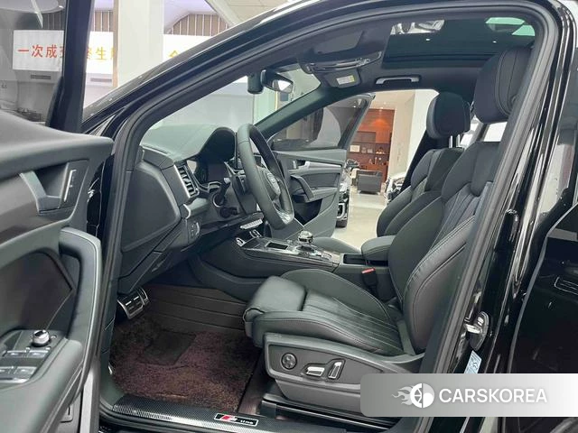Audi Q5L 2023 Черный из Китая, фото 3