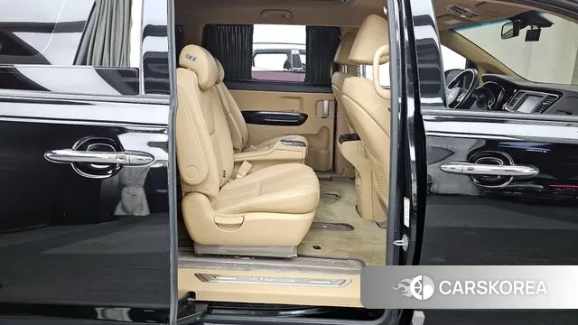 Kia The New Carnival 2018 Черный из Кореи, фото 3