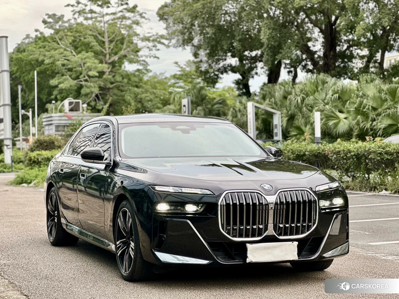 BMW 7 series 2022 Черный из Китая, фото 3