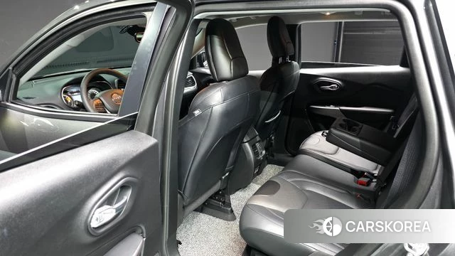Jeep Cherokee (KL) 2022 Серый из Кореи, фото 3