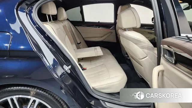 BMW 5 Series (G30) 2019 Черный из Кореи, фото 3