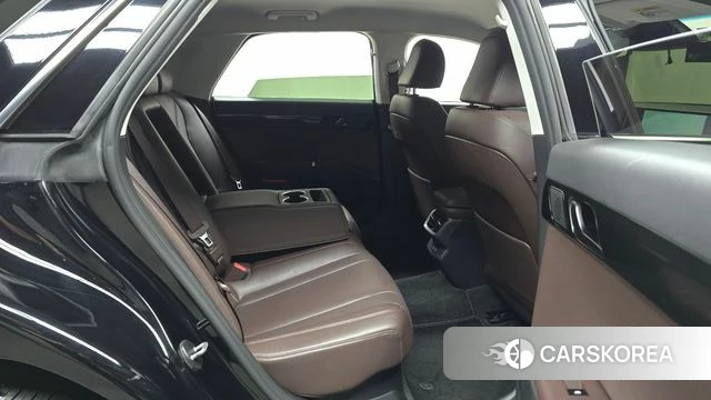 Hyundai Grandeur Hybrid (GN7) 2023 Черный из Кореи, фото 3