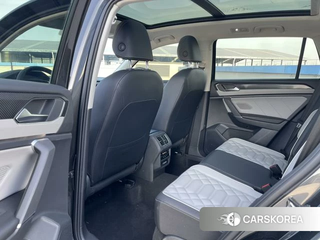 Volkswagen Tanyue 2023 Темно-серый из Китая, фото 3