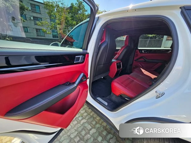 Porsche Cayenne (PO536) 2021 Белый из Кореи, фото 3