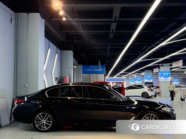 BMW 5 series PHEV id 4211024 из Китая 3