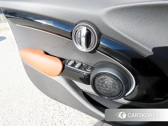 Mini Cooper S 2022 Серебристо-серый из Кореи, фото 3