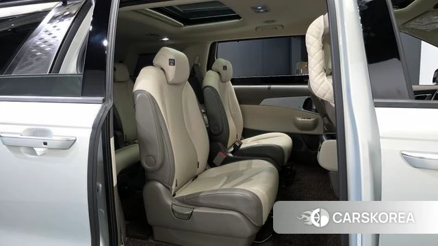 Kia The New Carnival 4th Generation 2025 Серебряный из Кореи, фото 3