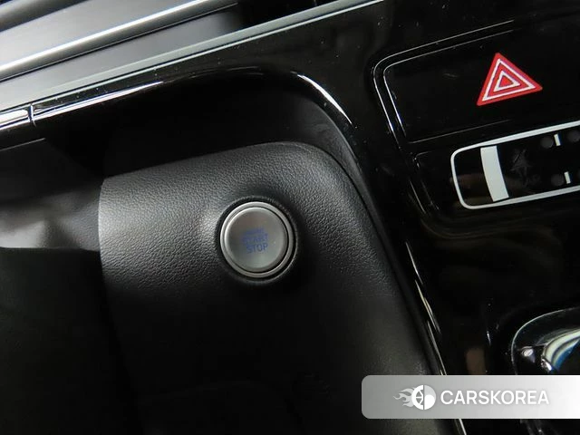 Hyundai Staria 2022 Черный из Кореи, фото 3