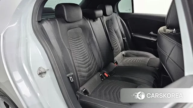 Mercedes-Benz A-Class W177 2019 Белый из Кореи, фото 3