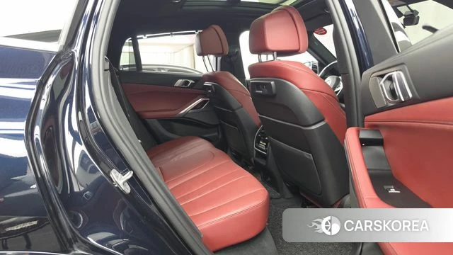 BMW X6 (G06) 2021 Черный из Кореи, фото 3