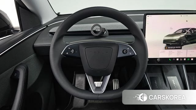Tesla Model Y 2025 Черный из Кореи, фото 3