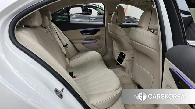 Mercedes-Benz E-Class W214 2024 Белый из Кореи, фото 3