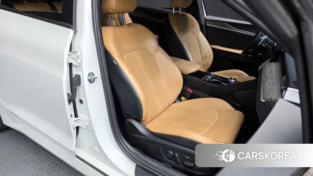 Kia K5 3rd generation 2021 Белый из Кореи, фото 3