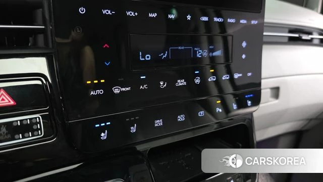 Hyundai Staria 2022 Белый из Кореи, фото 3