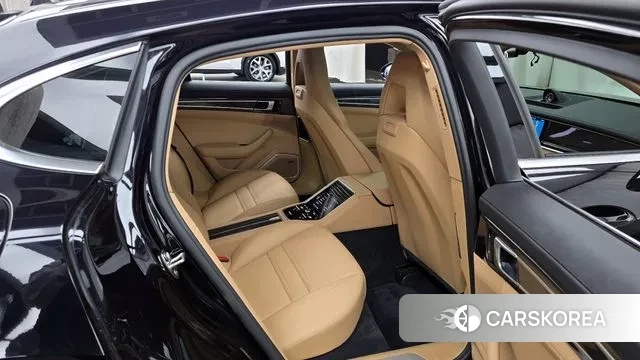 Porsche Panamera (971) 2018 Черный из Кореи, фото 3