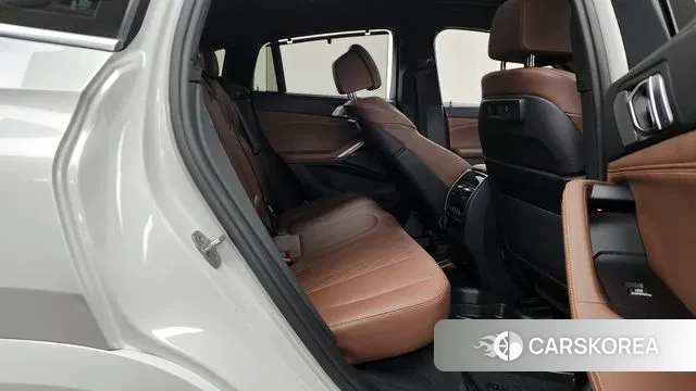 BMW X6 (G06) 2023 Белый из Кореи, фото 3