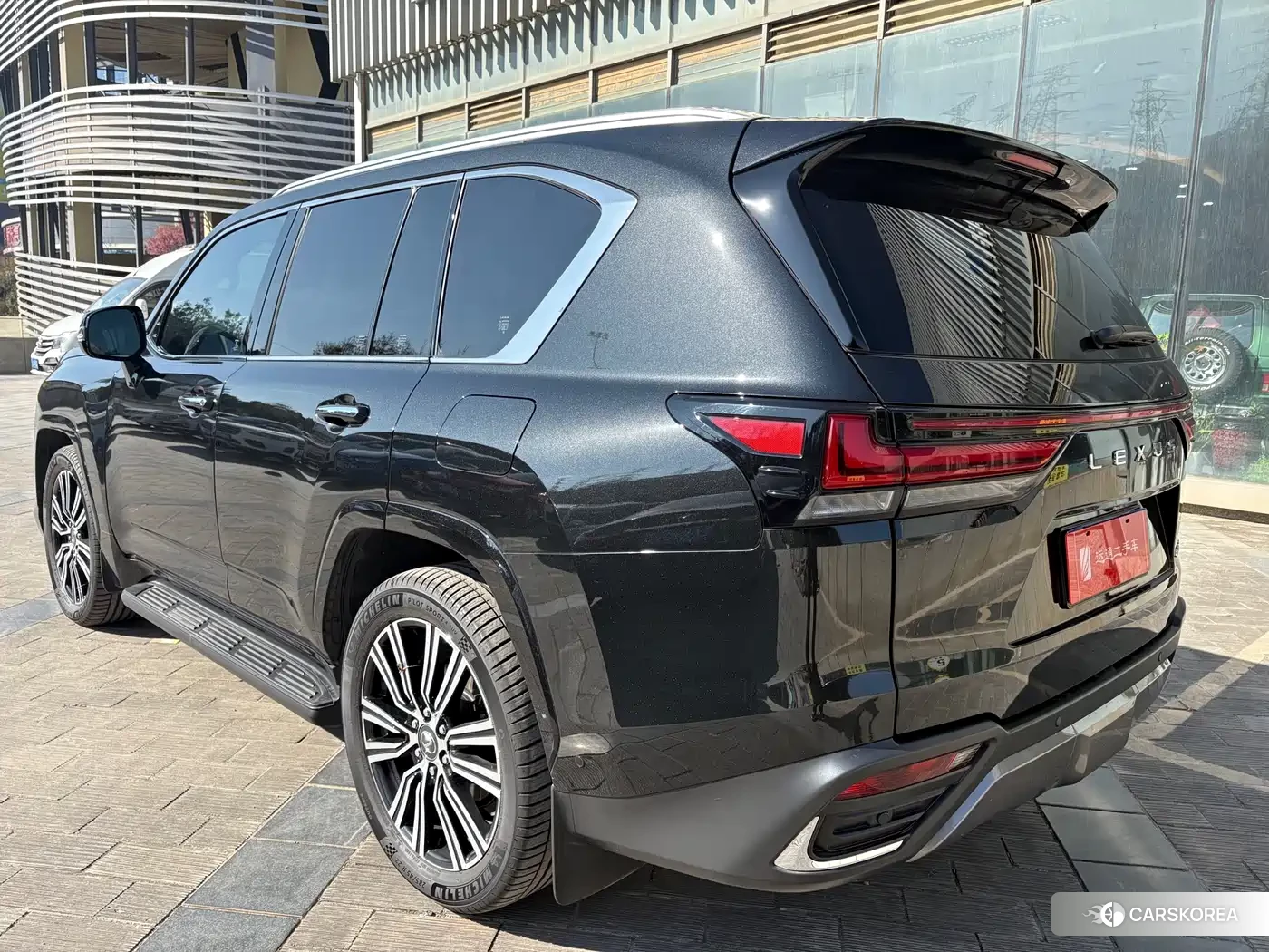 Lexus LX 2025 Черный из Китая, фото 3
