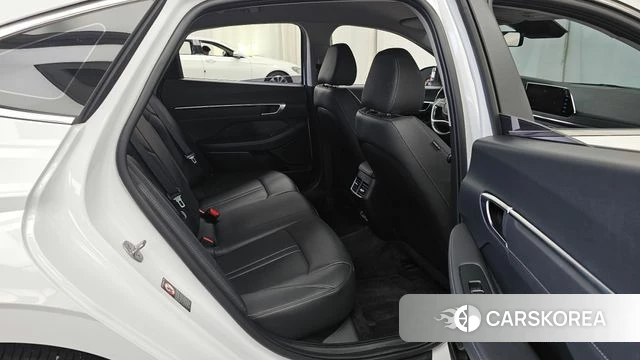 Hyundai Sonata (DN8) 2023 Белый из Кореи, фото 3