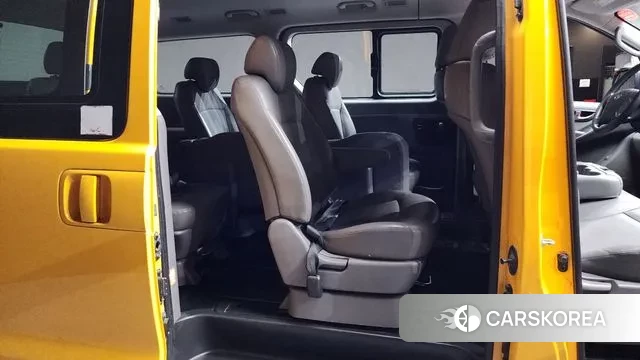 Hyundai The New Grand Starex 2019 Желтый из Кореи, фото 3